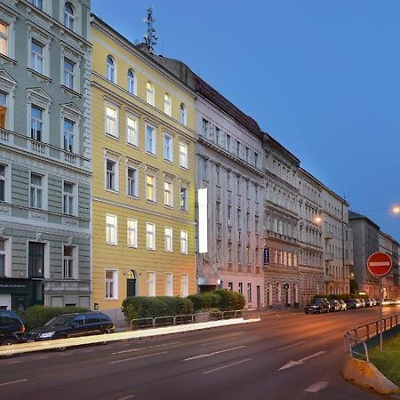 Hotel Prague Season Three Stars Extérieur photo