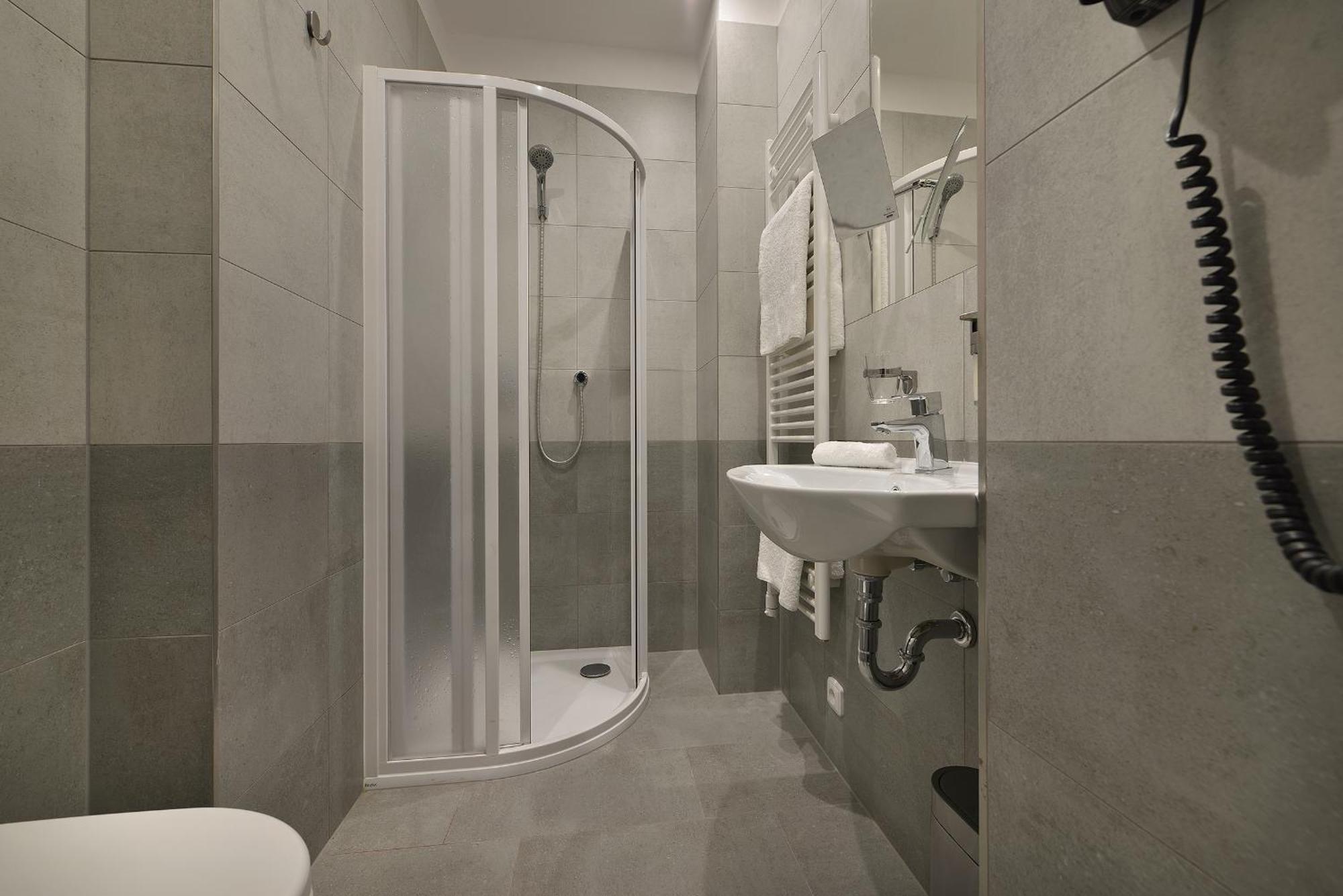 Hotel Prague Season Three Stars Extérieur photo